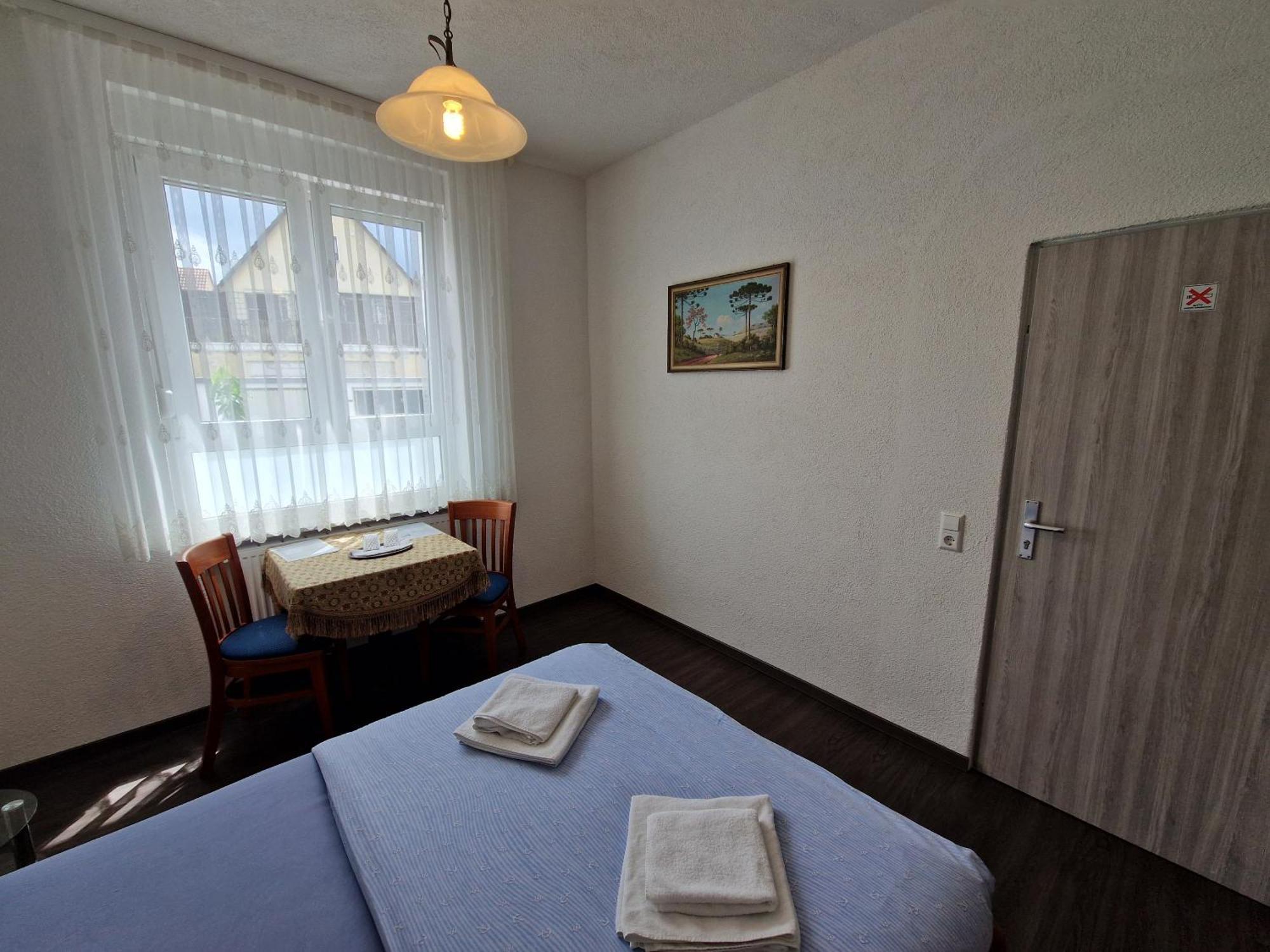 Pension Antalya Friedrichshafen Phòng bức ảnh