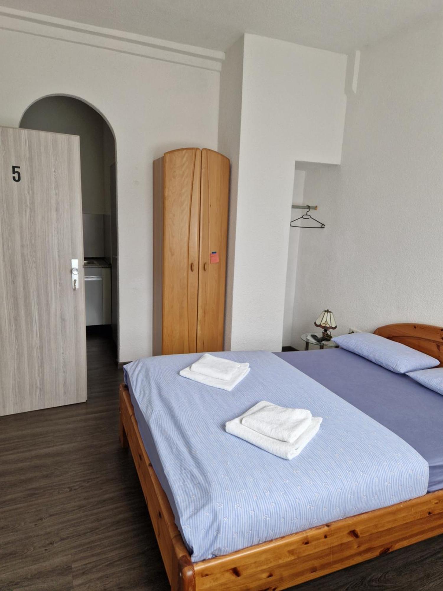 Pension Antalya Friedrichshafen Ngoại thất bức ảnh
